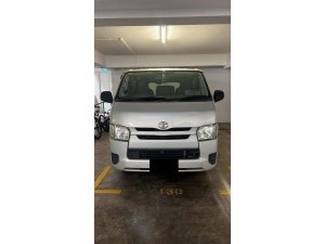 Toyota Hiace Van Turbo 5dr Mt