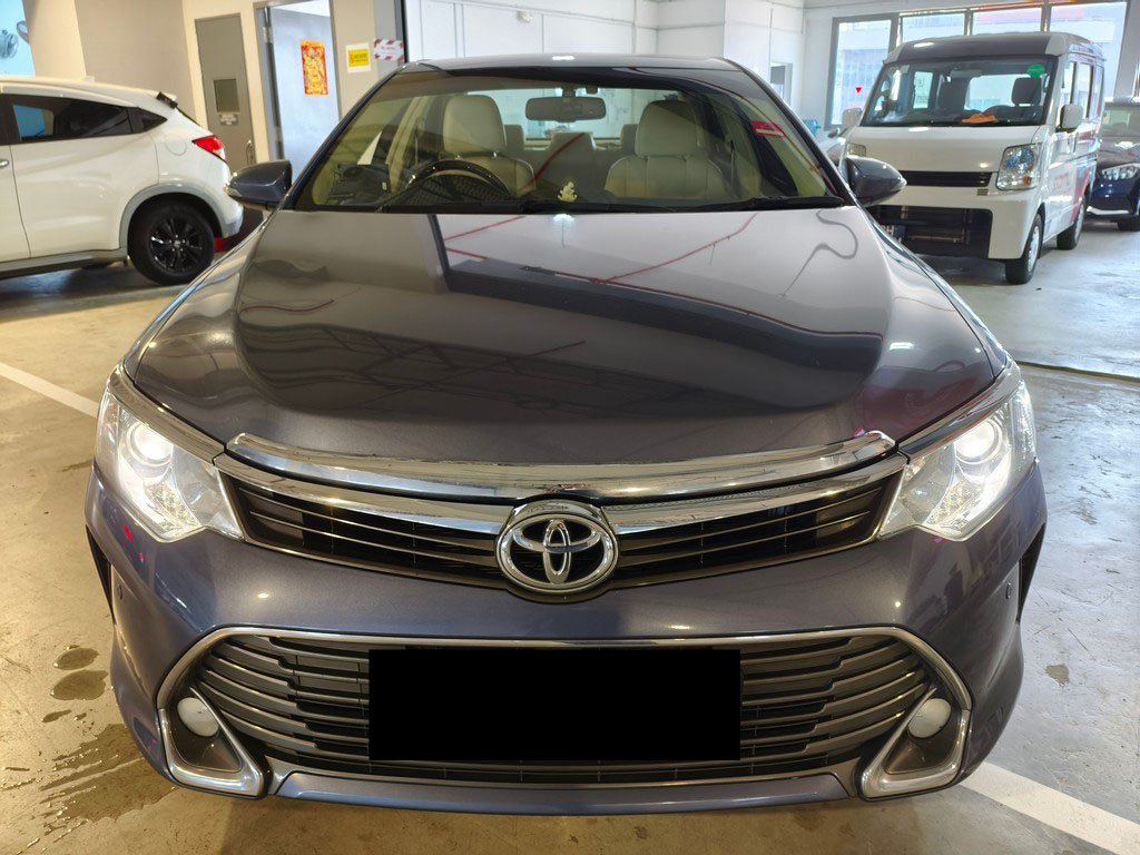 Toyota Camry 2.5 Auto