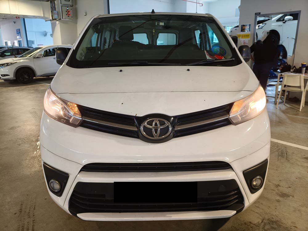 Toyota Proace Comfort Medium 2.0 M