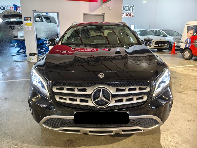 Mercedes Benz Gla180 Urban (r18 Led)