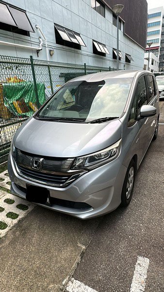 Honda Freed Hybrid 1.5g Auto (Hybrid)