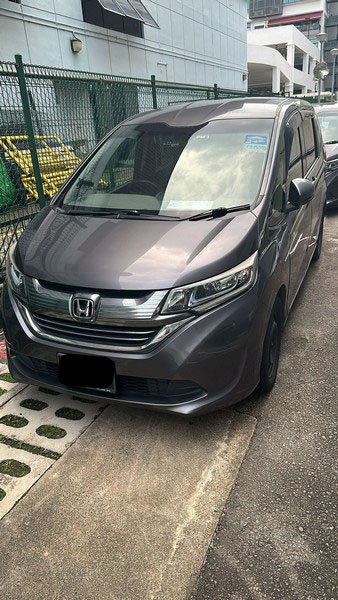 Honda Freed Hybrid 1.5g Auto (Hybrid)