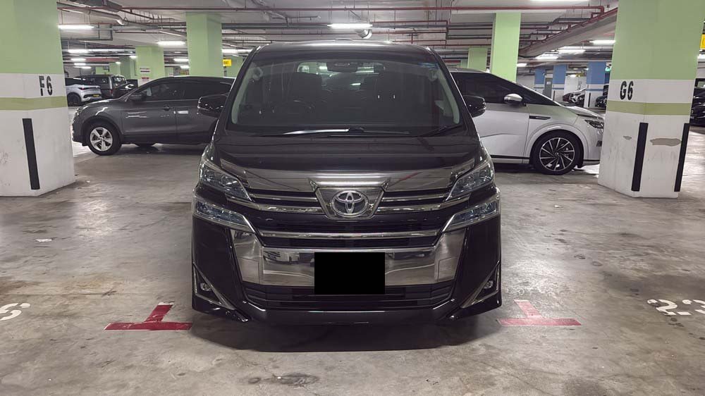 Toyota Vellfire Elegance Moonroof (Auto)