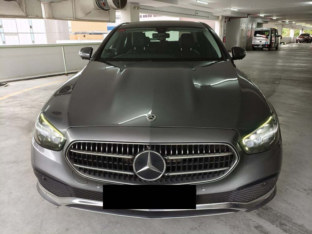 Mercedes Benz E200 Sedan Avg