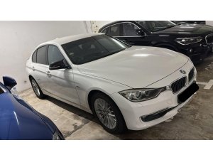 BMW 320i At D/ab 4dr Abs Hid Nav (COE Till 11/2031)