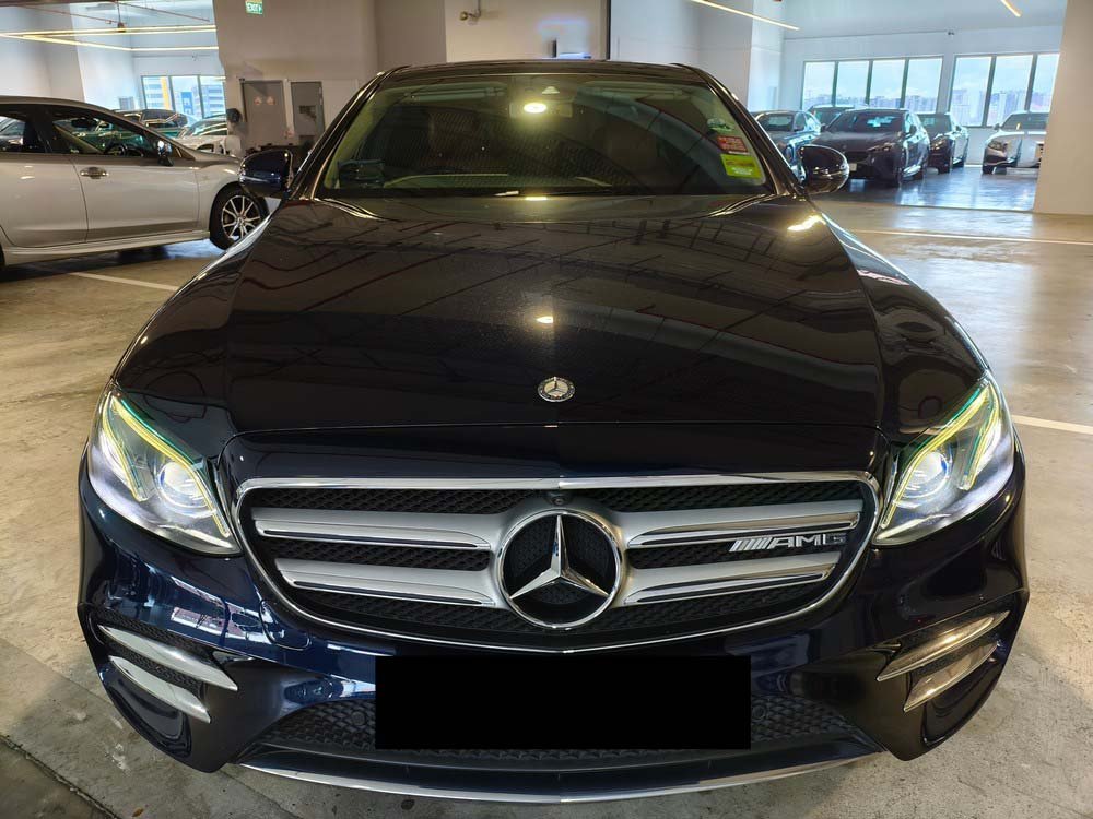 Mercedes Benz E300 Amg Line (R19 Led SR)