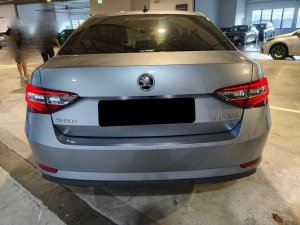 Skoda Superb Ambition Plus 2.0 Tsi (a)