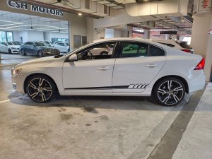 Volvo S60 T2 A/t