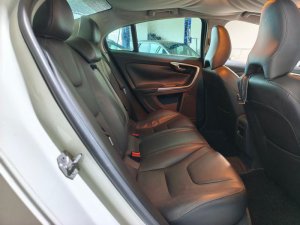 Volvo S60 T2 A/t