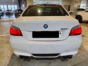 BMW 520i Auto Abs Airbag 2wd Xenon Headlamp (COE Till 08/2028)