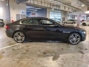 Jaguar Xe 2.0 I4