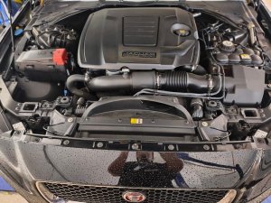 Jaguar Xe 2.0 I4