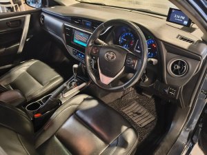 Toyota Corolla Altis 1.6 Standard (auto)