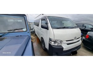 Toyota Hiace Commuter 3.0 Gl A