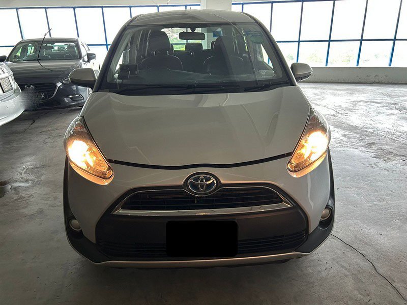Toyota Sienta 1.5x Hybrid At Abs D/airbag 2wd (Hybrid)
