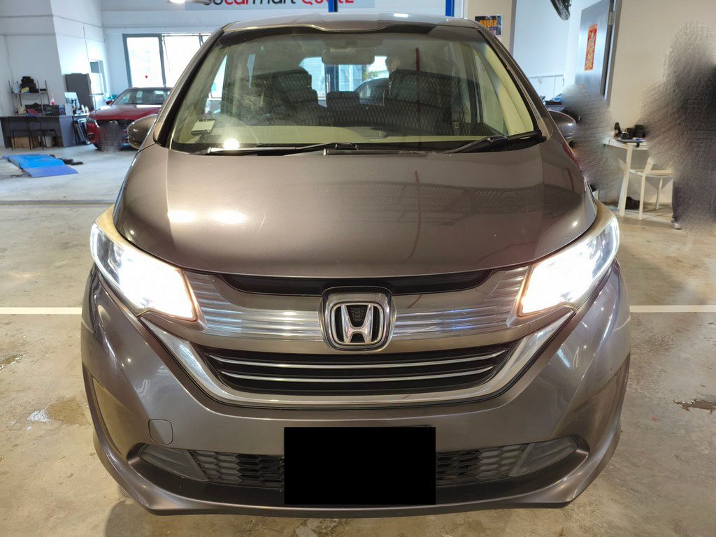 Honda Freed 1.5g Auto (Hybrid)