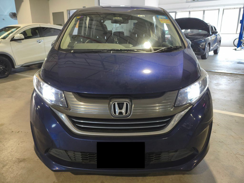 Honda Freed 1.5g Auto (Hybrid)