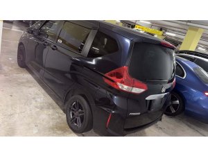Honda Freed 1.5B Cvt
