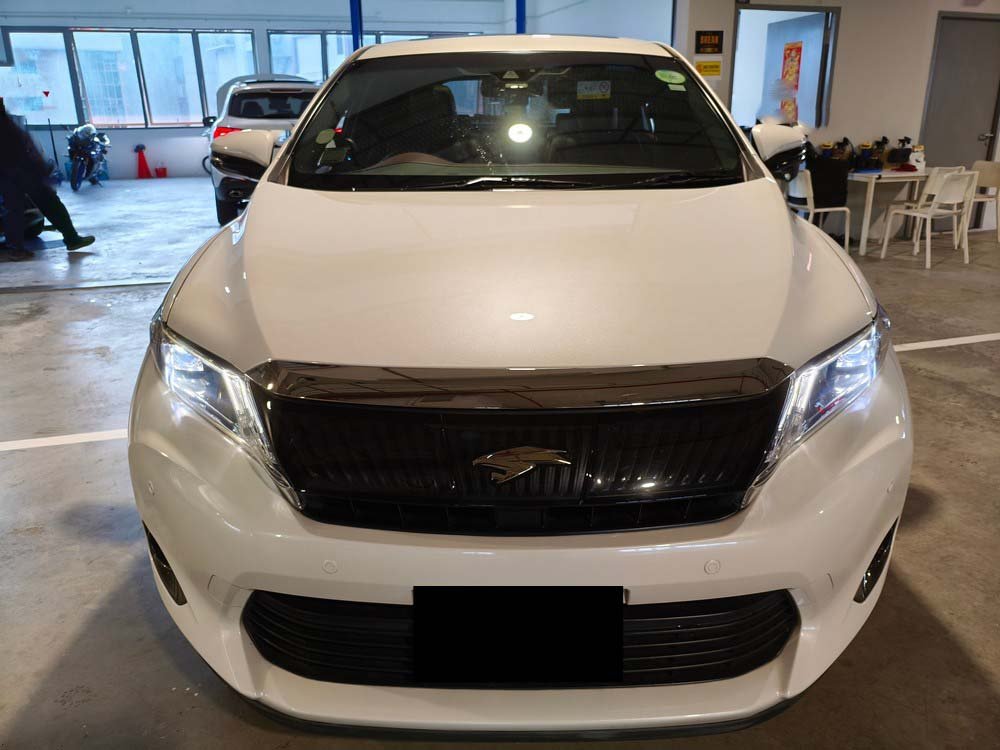 Toyota Harrier Premium 2.0 A