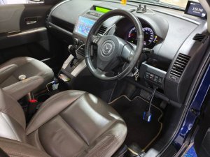 Mazda 5 (COE Till 10/2029)