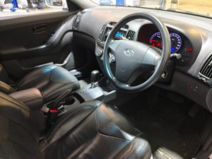 Hyundai Avante (hd) 1.6 Dohc At Abs Airbag 2wd (COE Till 04/2029)
