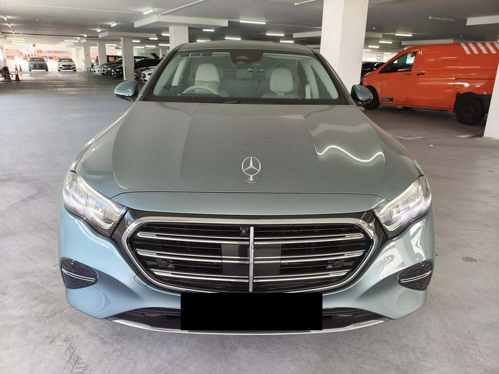Mercedes Benz E200 Exclusive LN IRG (Hybrid)