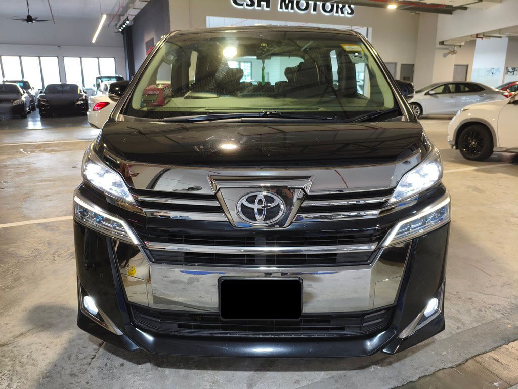 Toyota Vellfire Elegance Moonroof (auto)