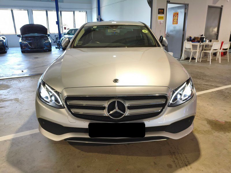 Mercedes Benz E250 Avg (r18 Led)