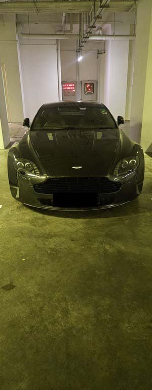 Aston Martin V8 Vantage Coupe Manual (COE Till 07/2030)
