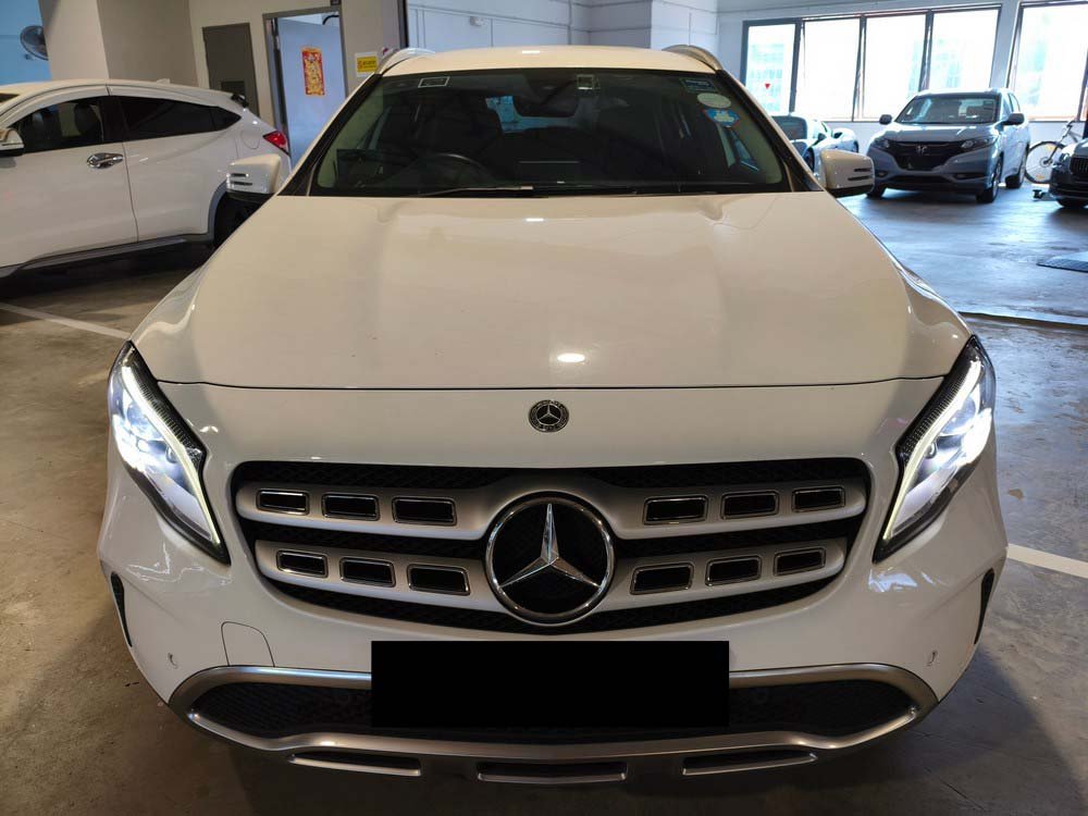Mercedes Benz GLA180 Urban (R18 Led)