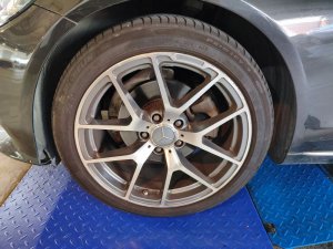 Mercedes Benz C160 Sedan Avg (r17 Led)