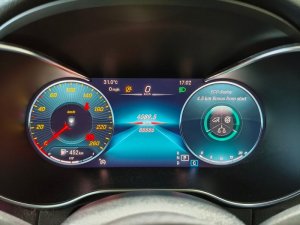 Mercedes Benz C160 Sedan Avg (r17 Led)