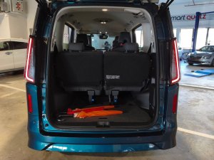 Nissan Serena E Power 7s Highway Star Prestige (Hybrid)