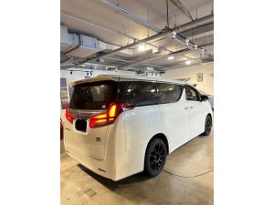 Toyota Alphard Hybrid 7  Seater 2.5x Cvt (Hybrid)