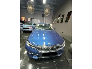 BMW 330e Luxury Led