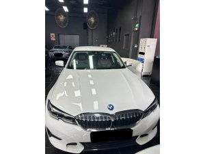 BMW 330e Luxury Led