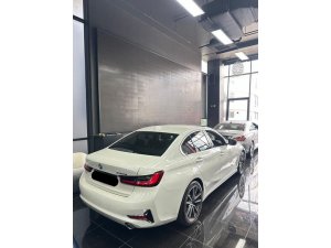 BMW 330e Luxury Led