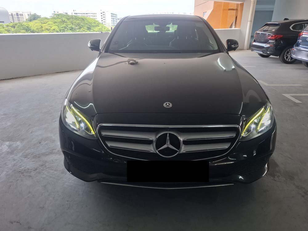 Mercedes Benz E200 Sedan Avg (R18 Led)