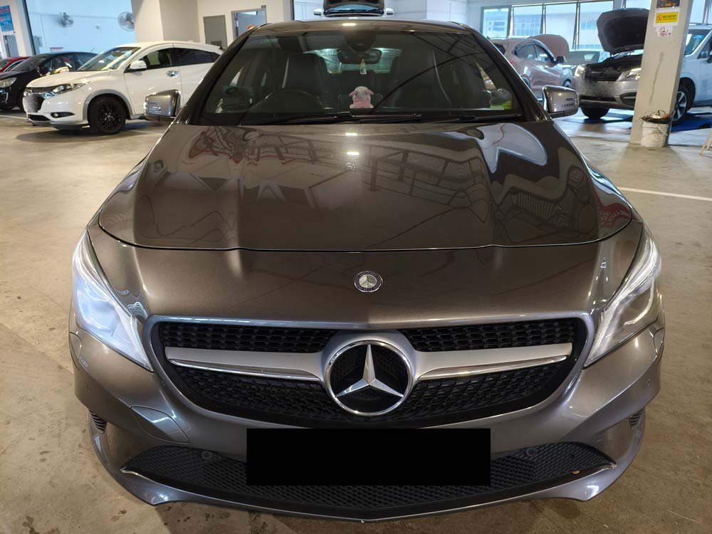 Mercedes Benz CLA180 (R18 BI)
