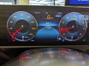 Mercedes Benz Cla180 Amg Line Auto