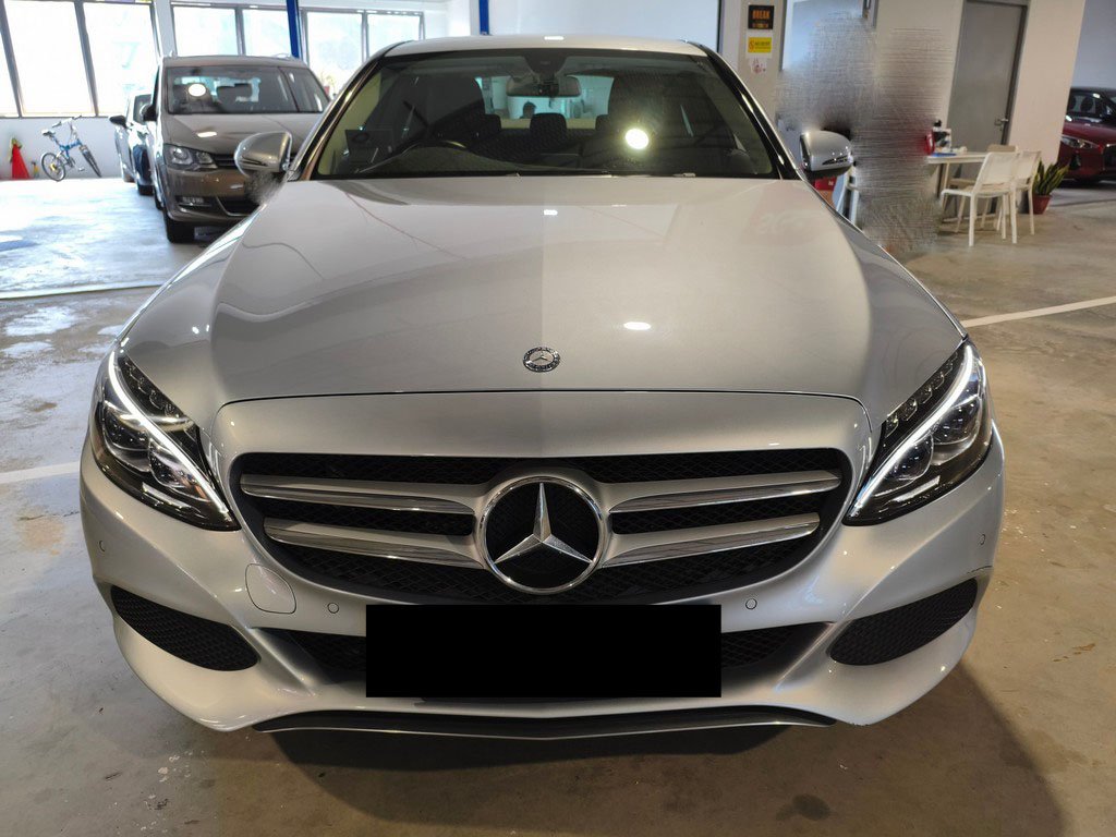Mercedes Benz C200 Avantgarde (r17 Led)