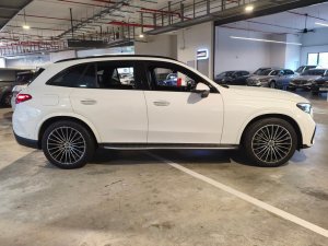 Mercedes Benz Glc300 Amg Line Premium Plus (Hybrid)