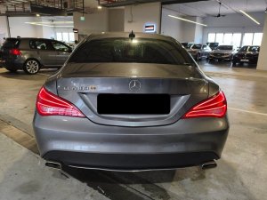 Mercedes Benz Cla180 (r18 Bi)