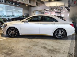 Mercedes Benz Cla180 Amg Line Auto