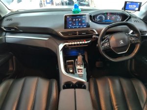 Peugeot 3008 1.6 Puretech Eat8 Active