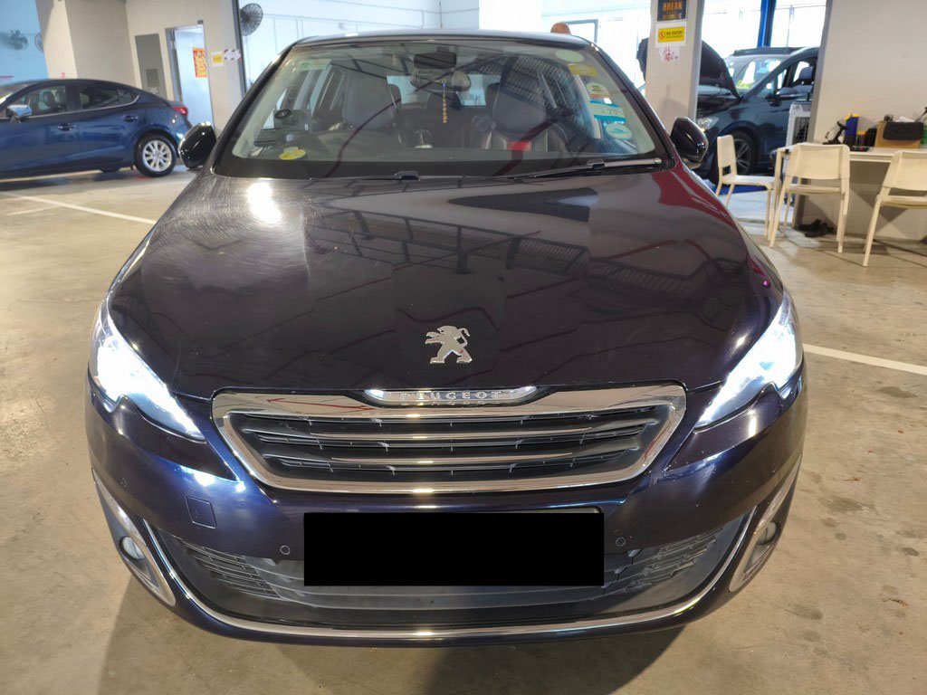Peugeot 308 5dr Allure Puretech 1.2 A/t 2wd