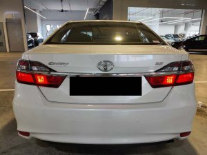 Toyota Camry 2.5 Auto