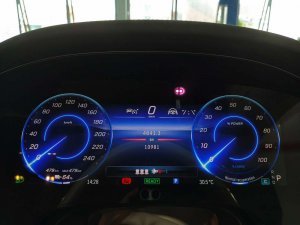 Mercedes Benz EQS450+ Amg LN, Rsab, Dapp, Ras, Pag (Electric Vehicle)