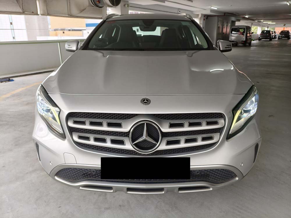 Mercedes Benz GLA180 Urban (R18 Led)