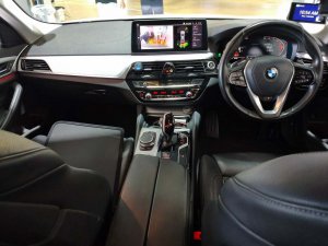 BMW 520I SE M Hybrid (Hybrid)